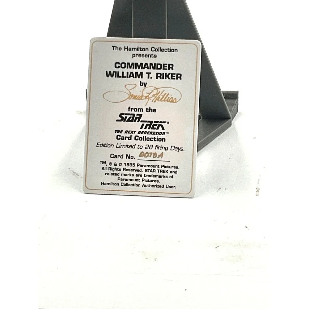 Star Trek TNG Commander William T‎ Riker Porcelain Collector Card